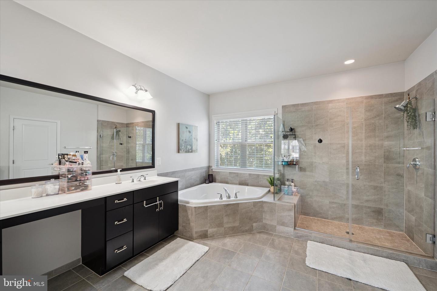 4622 HULL DR, HAYMARKET, Virginia 20169, 4 Bedrooms Bedrooms, ,4 BathroomsBathrooms,Residential,For sale,4622 HULL DR,VAPW2103454 MLS # VAPW2103454