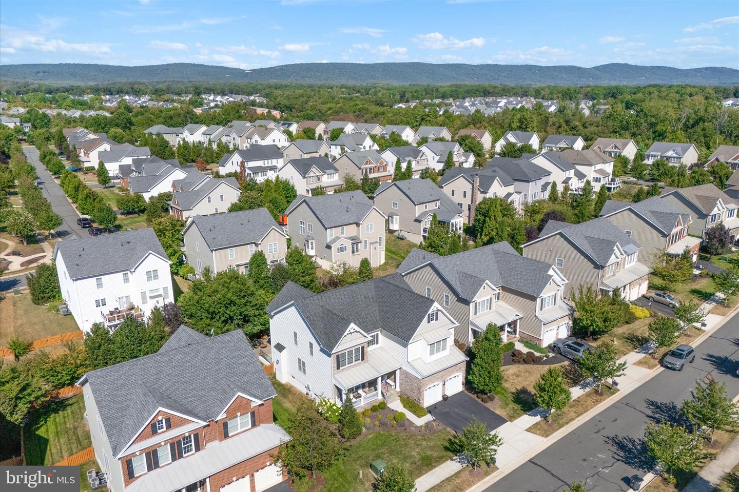 4622 HULL DR, HAYMARKET, Virginia 20169, 4 Bedrooms Bedrooms, ,4 BathroomsBathrooms,Residential,For sale,4622 HULL DR,VAPW2103454 MLS # VAPW2103454