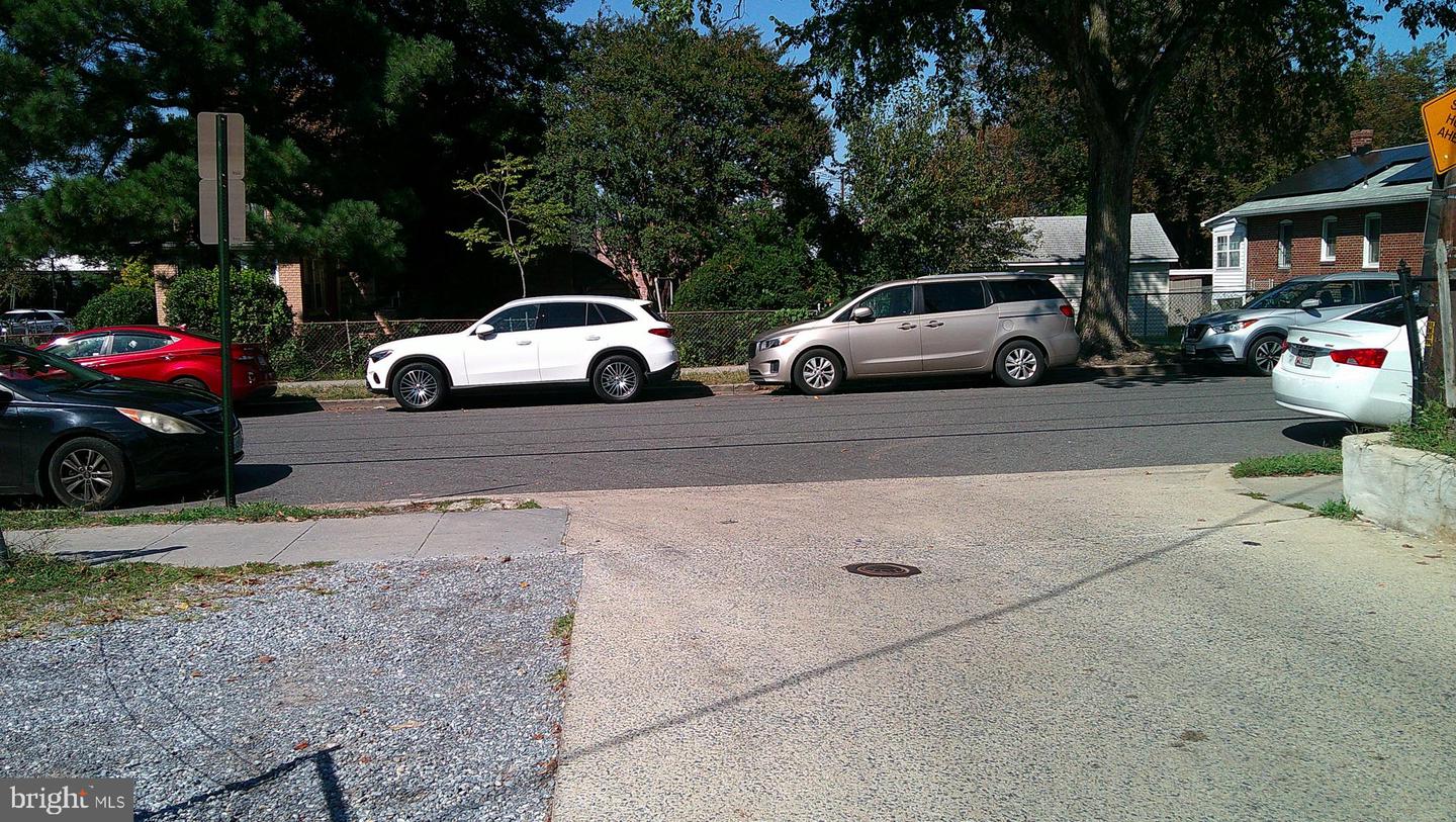 4121 MINNESOTA AVE NE, WASHINGTON, District Of Columbia 20019, ,Land,For sale,4121 MINNESOTA AVE NE,DCDC2221746 MLS # DCDC2221746