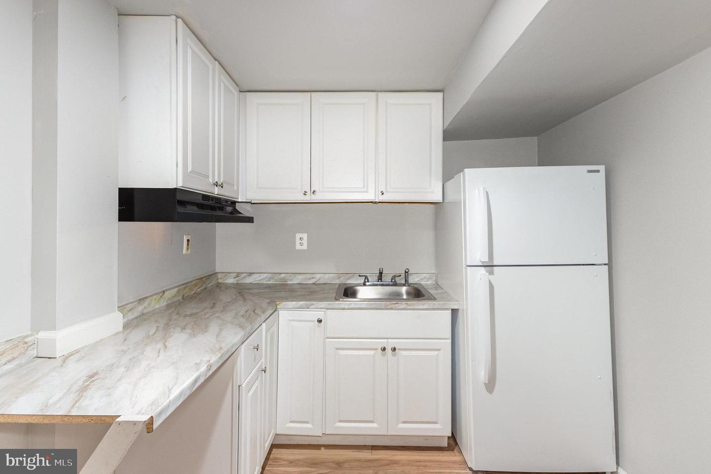14135 HONEY HILL CT, CENTREVILLE, Virginia 20121, 4 Bedrooms Bedrooms, 8 Rooms Rooms,3 BathroomsBathrooms,Residential,For sale,14135 HONEY HILL CT,VAFX2265488 MLS # VAFX2265488