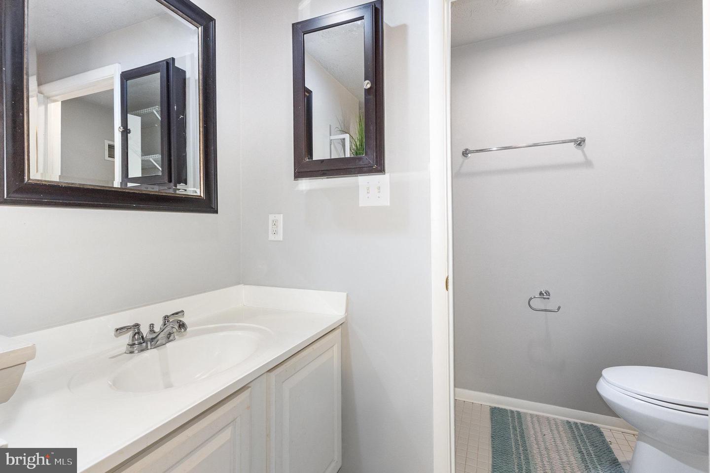 14135 HONEY HILL CT, CENTREVILLE, Virginia 20121, 4 Bedrooms Bedrooms, 8 Rooms Rooms,3 BathroomsBathrooms,Residential,For sale,14135 HONEY HILL CT,VAFX2265488 MLS # VAFX2265488