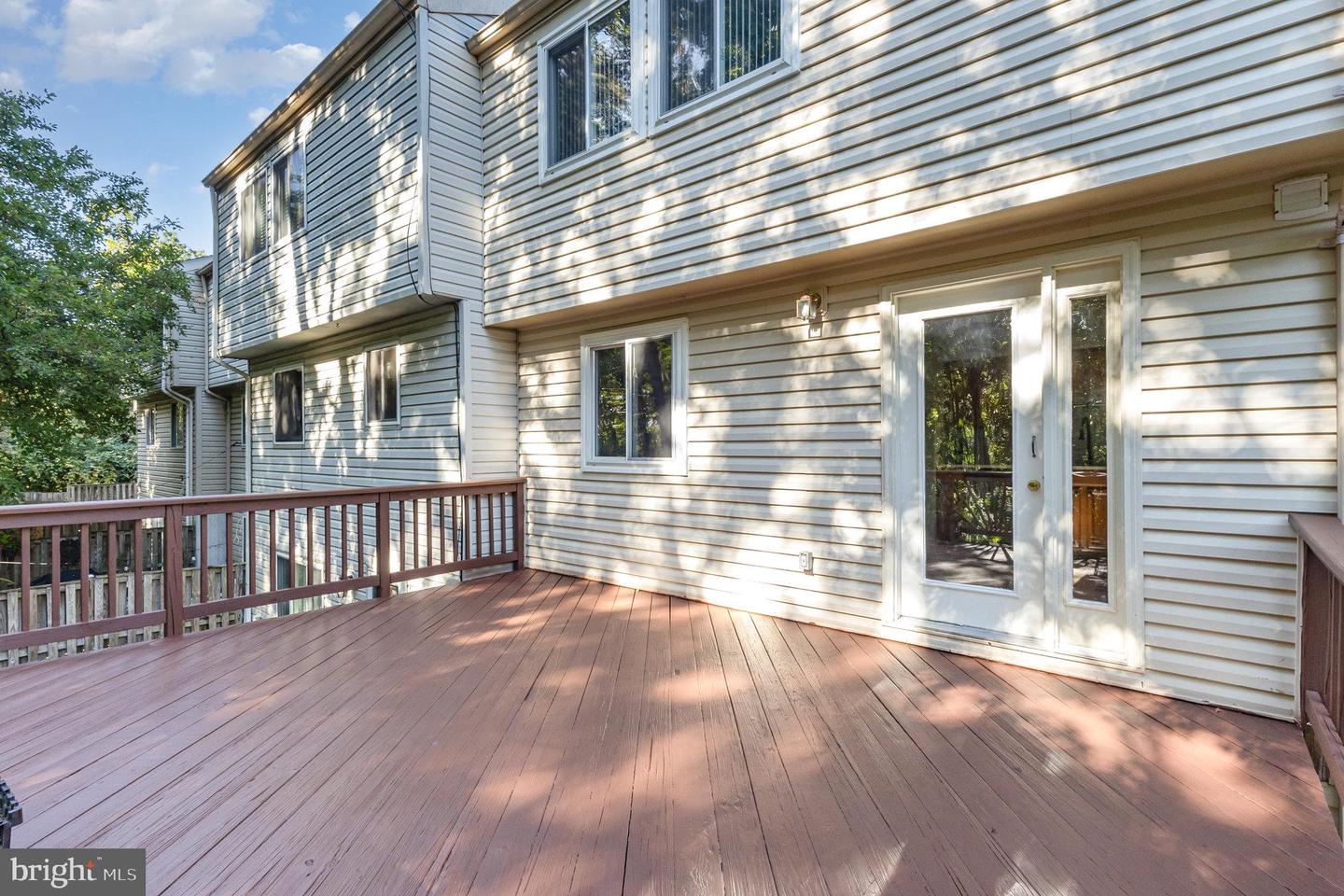 14135 HONEY HILL CT, CENTREVILLE, Virginia 20121, 4 Bedrooms Bedrooms, 8 Rooms Rooms,3 BathroomsBathrooms,Residential,For sale,14135 HONEY HILL CT,VAFX2265488 MLS # VAFX2265488