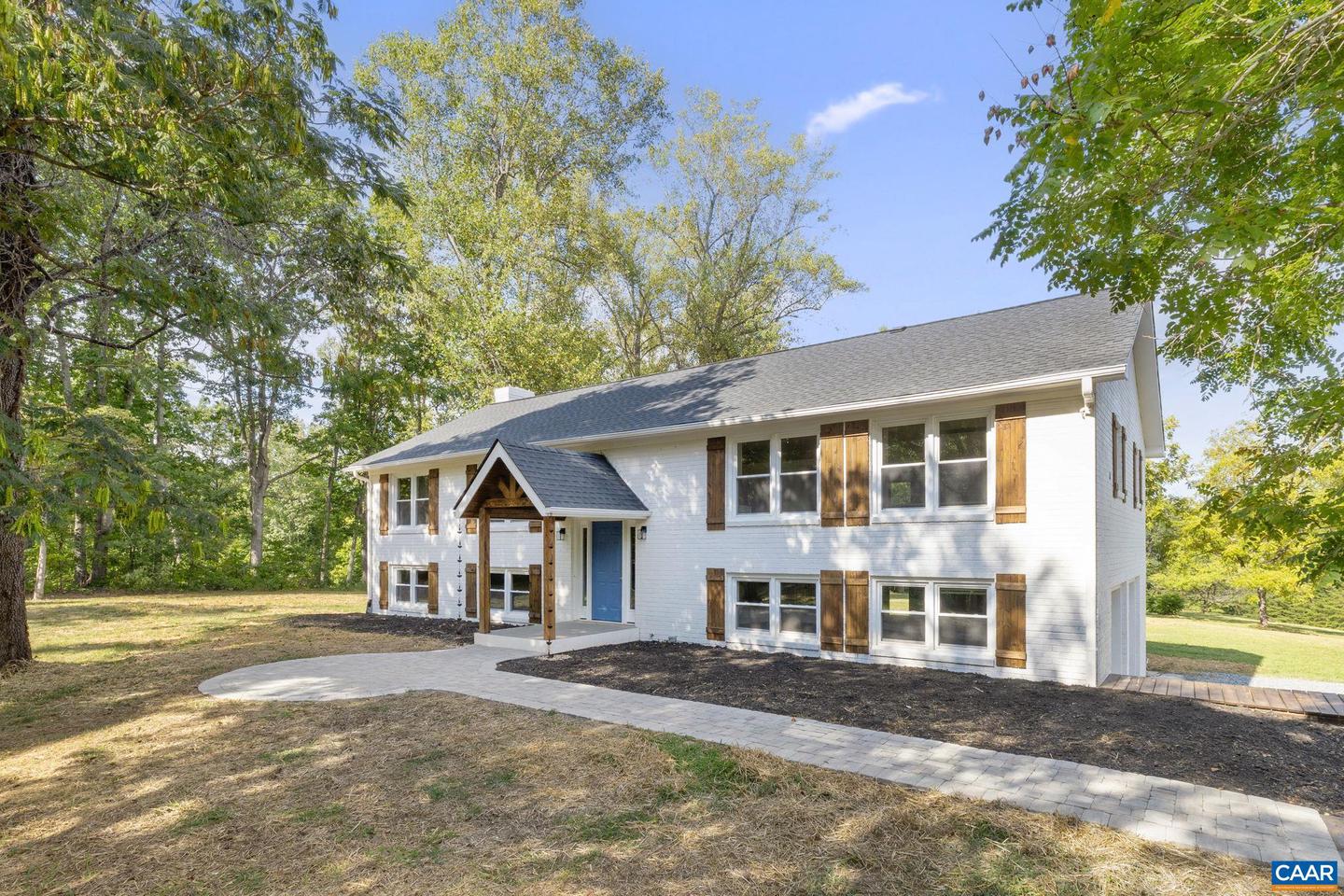 3209 ROLLING RD, SCOTTSVILLE, Virginia 24590, 5 Bedrooms Bedrooms, ,3 BathroomsBathrooms,Residential,For sale,3209 ROLLING RD,668688 MLS # 668688