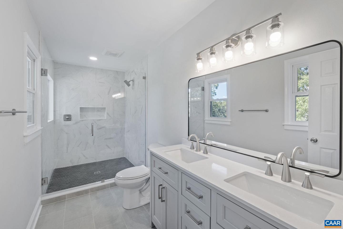 3209 ROLLING RD, SCOTTSVILLE, Virginia 24590, 5 Bedrooms Bedrooms, ,3 BathroomsBathrooms,Residential,For sale,3209 ROLLING RD,668688 MLS # 668688