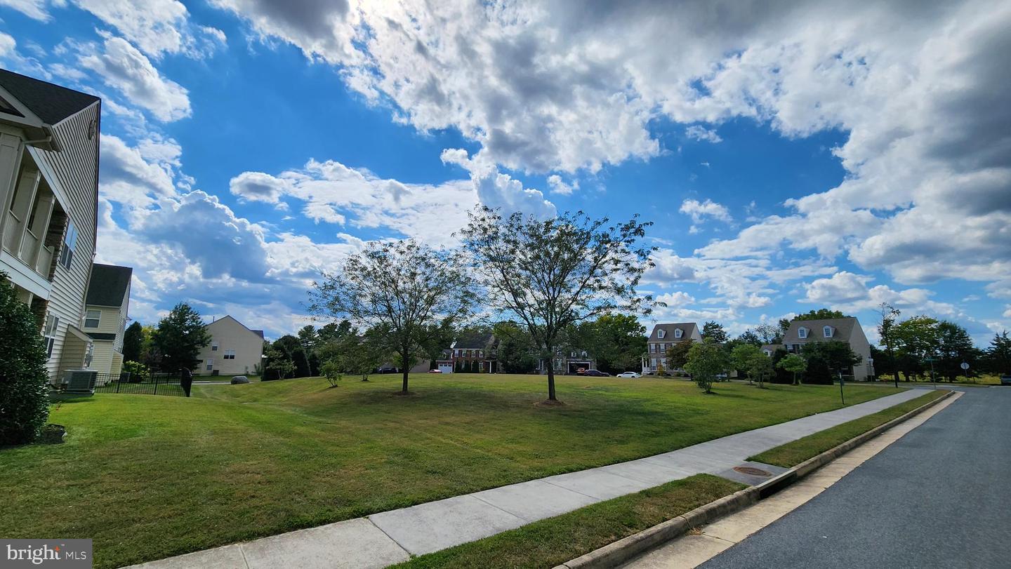 320 HOPKINS DR, BOYCE, Virginia 22620, 4 Bedrooms Bedrooms, 8 Rooms Rooms,3 BathroomsBathrooms,Residential,For sale,320 HOPKINS DR,VACL2006036 MLS # VACL2006036