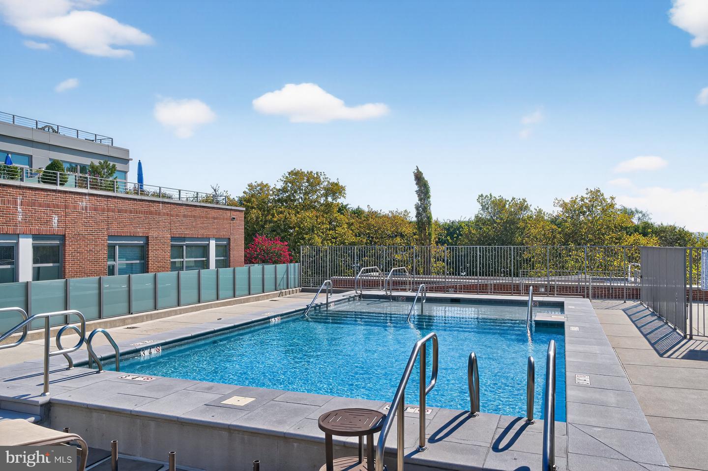 601 N FAIRFAX ST #410, ALEXANDRIA, Virginia 22314, 2 Bedrooms Bedrooms, ,2 BathroomsBathrooms,Residential,For sale,601 N FAIRFAX ST #410,VAAX2049418 MLS # VAAX2049418