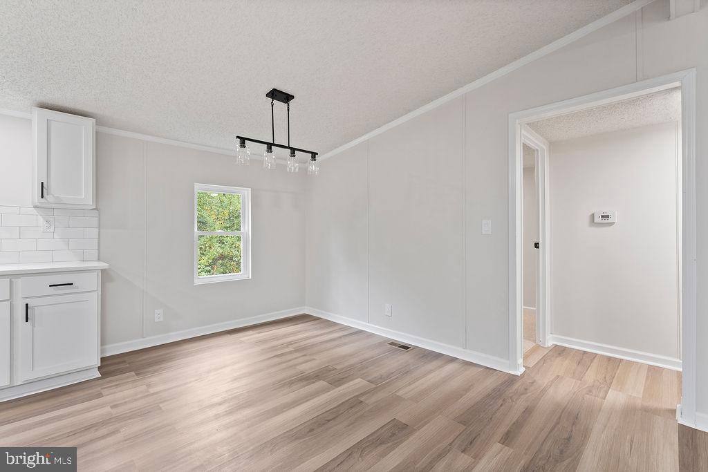 12025 W RIVER RD, PALMYRA, Virginia 22963, 3 Bedrooms Bedrooms, ,2 BathroomsBathrooms,Residential,For sale,12025 W RIVER RD,VAFN2000502 MLS # VAFN2000502