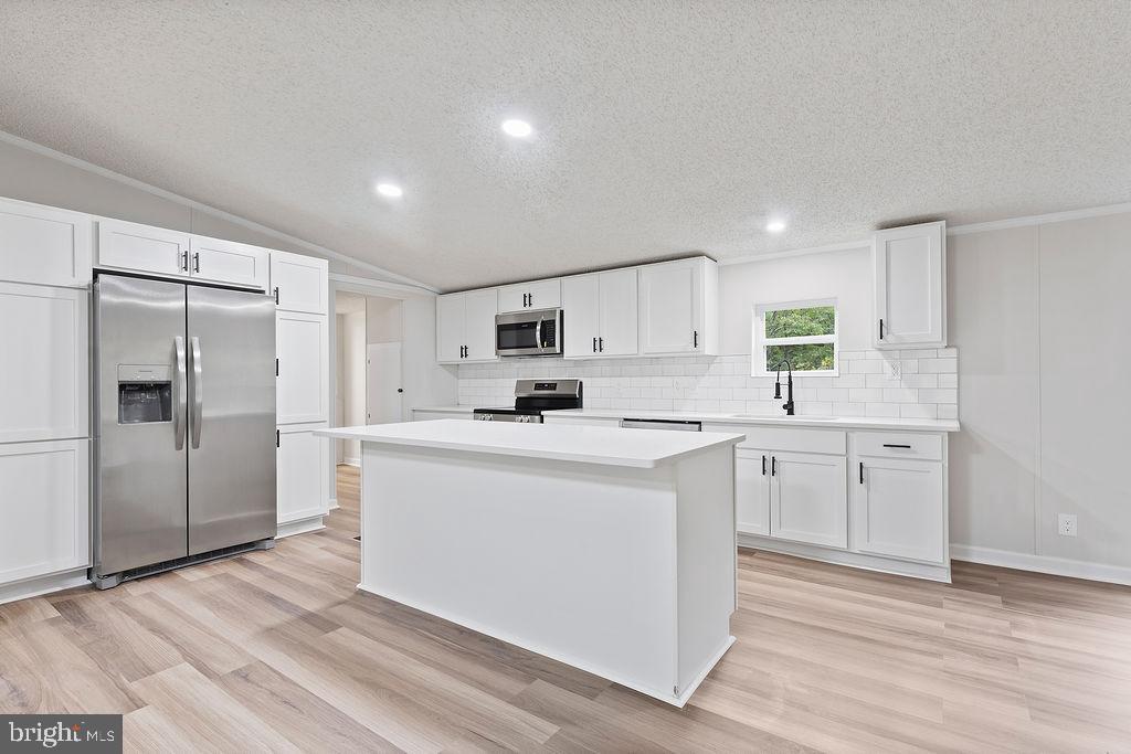 12025 W RIVER RD, PALMYRA, Virginia 22963, 3 Bedrooms Bedrooms, ,2 BathroomsBathrooms,Residential,For sale,12025 W RIVER RD,VAFN2000502 MLS # VAFN2000502