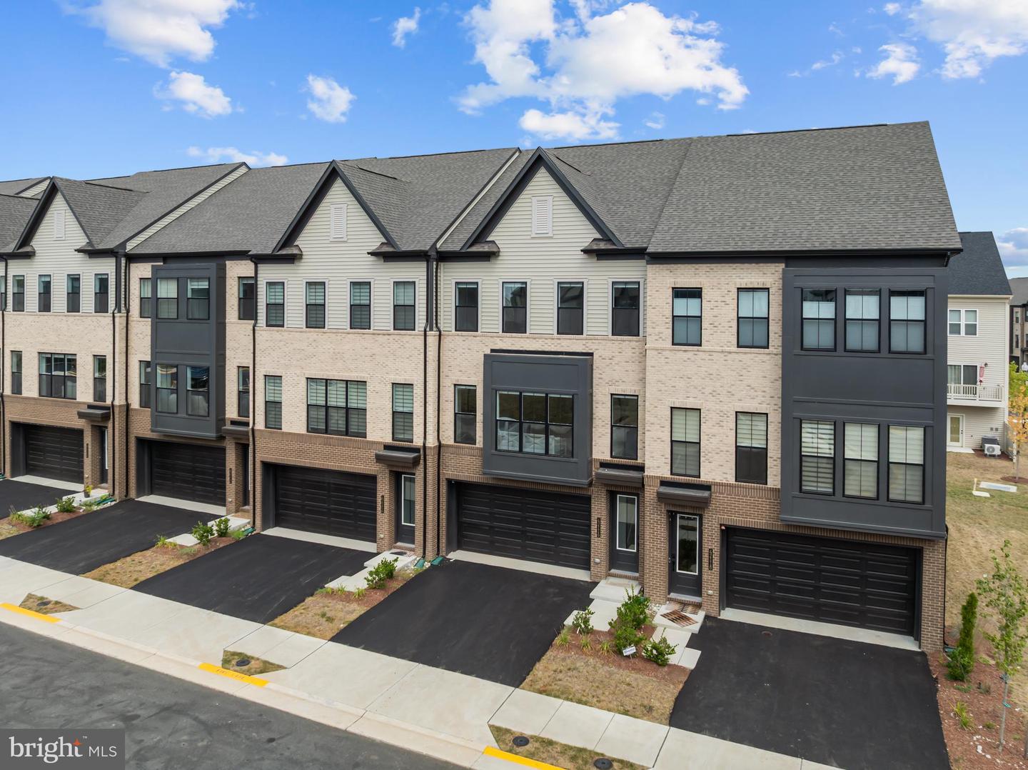 42116 WALTZ TER, ASHBURN, Virginia 20148, 4 Bedrooms Bedrooms, ,3 BathroomsBathrooms,Residential,For sale,42116 WALTZ TER,VALO2106562 MLS # VALO2106562