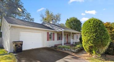 11703 FORT UNION DR, REMINGTON, Virginia 22734, 3 Bedrooms Bedrooms, 8 Rooms Rooms,2 BathroomsBathrooms,Residential,For sale,11703 FORT UNION DR,VAFQ2018254 MLS # VAFQ2018254