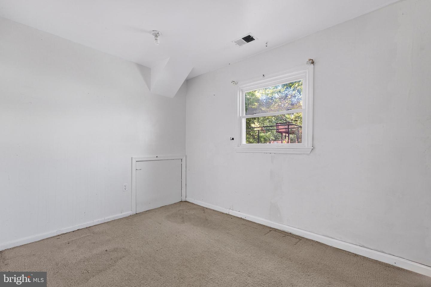 7124 WHETSTONE RD, ALEXANDRIA, Virginia 22306, 4 Bedrooms Bedrooms, 4 Rooms Rooms,2 BathroomsBathrooms,Residential,For sale,7124 WHETSTONE RD,VAFX2266386 MLS # VAFX2266386
