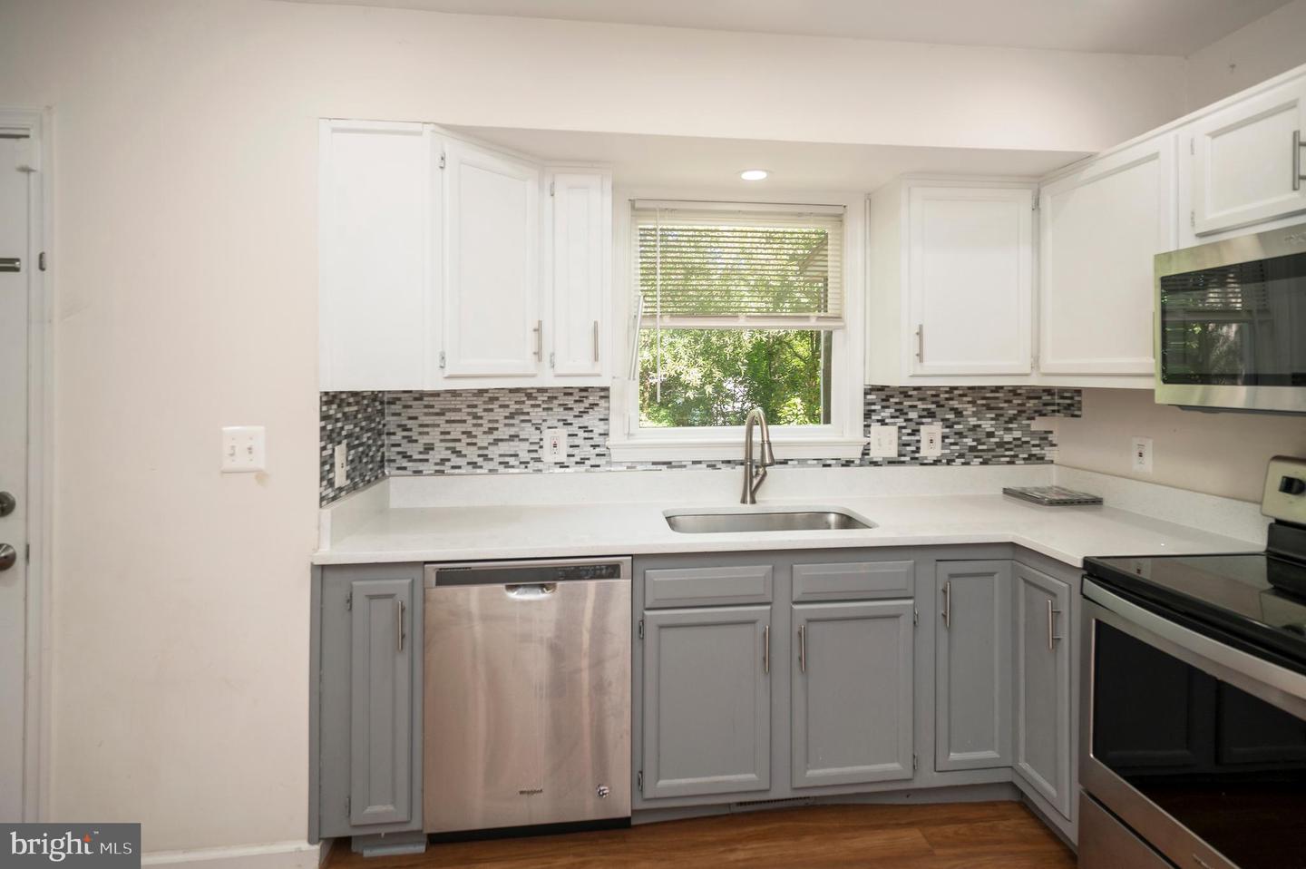 11804 DORYL DR, FREDERICKSBURG, Virginia 22407, 5 Bedrooms Bedrooms, ,3 BathroomsBathrooms,Residential,For sale,11804 DORYL DR,VASP2036190 MLS # VASP2036190