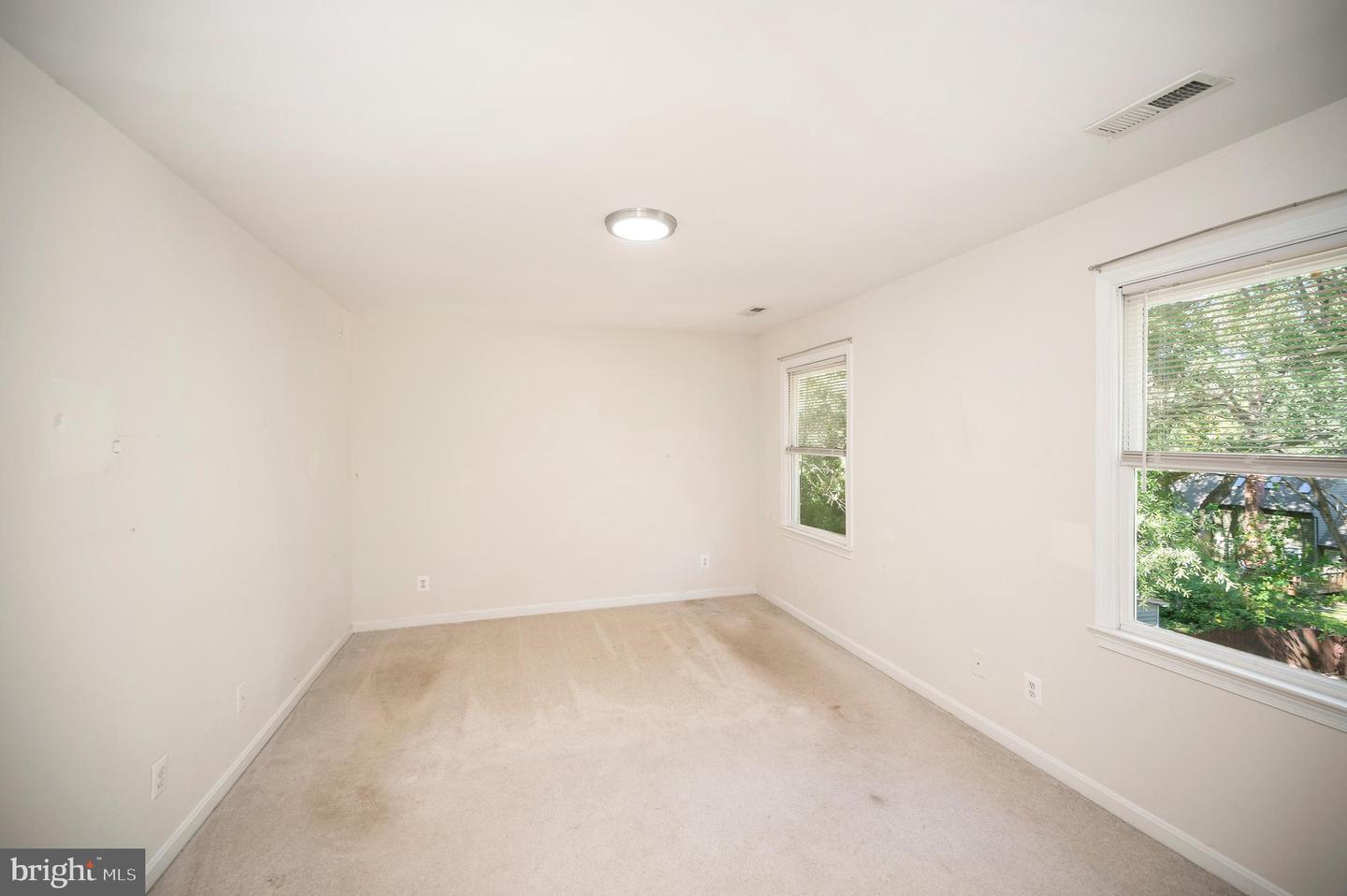 11804 DORYL DR, FREDERICKSBURG, Virginia 22407, 5 Bedrooms Bedrooms, ,3 BathroomsBathrooms,Residential,For sale,11804 DORYL DR,VASP2036190 MLS # VASP2036190