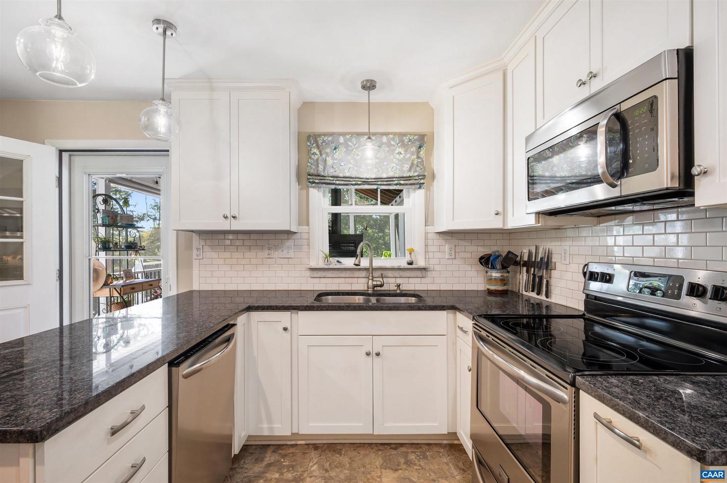 4553 WOODS EDGE RD, CHARLOTTESVILLE, Virginia 22974, 3 Bedrooms Bedrooms, ,3 BathroomsBathrooms,Residential,For sale,4553 WOODS EDGE RD,668848 MLS # 668848