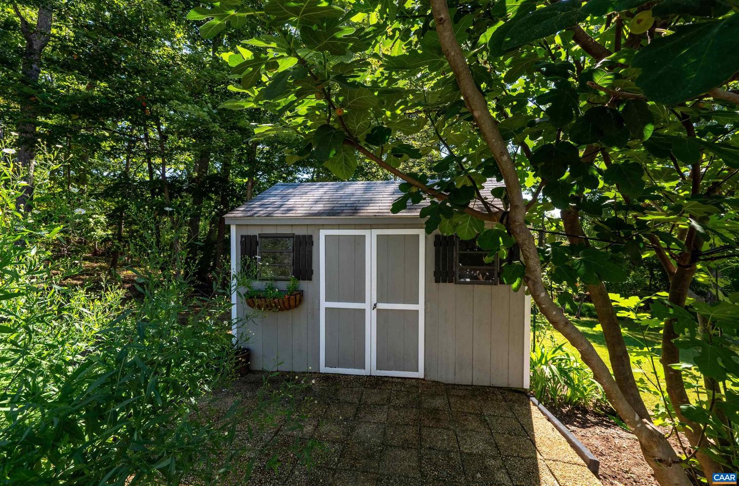 4553 WOODS EDGE RD, CHARLOTTESVILLE, Virginia 22974, 3 Bedrooms Bedrooms, ,3 BathroomsBathrooms,Residential,For sale,4553 WOODS EDGE RD,668848 MLS # 668848