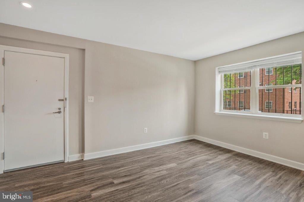 2900 POMEROY SE #101, WASHINGTON, District Of Columbia 20020, 1 Bedroom Bedrooms, 5 Rooms Rooms,1 BathroomBathrooms,Residential,For sale,2900 POMEROY SE #101,DCDC2097766 MLS # DCDC2097766