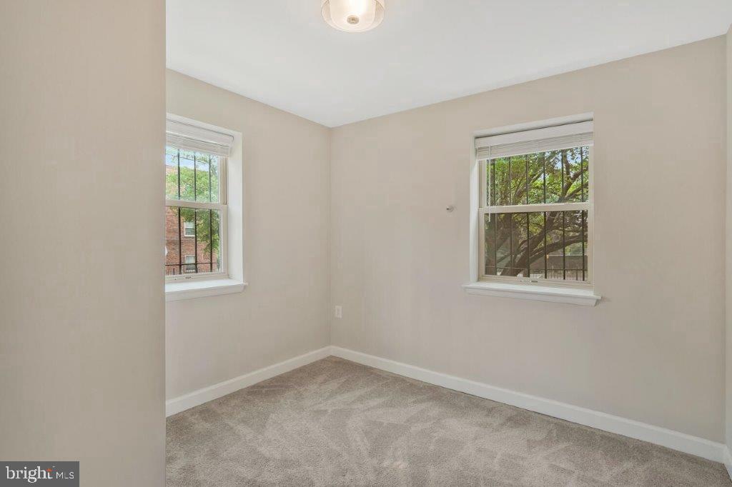 2900 POMEROY SE #101, WASHINGTON, District Of Columbia 20020, 1 Bedroom Bedrooms, 5 Rooms Rooms,1 BathroomBathrooms,Residential,For sale,2900 POMEROY SE #101,DCDC2097766 MLS # DCDC2097766