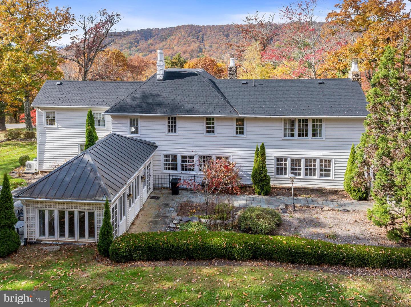 1068 SHEEP MEADOW RD, HOT SPRINGS, Virginia 24445, 5 Bedrooms Bedrooms, ,5 BathroomsBathrooms,Residential,For sale,1068 SHEEP MEADOW RD,VABT2000030 MLS # VABT2000030