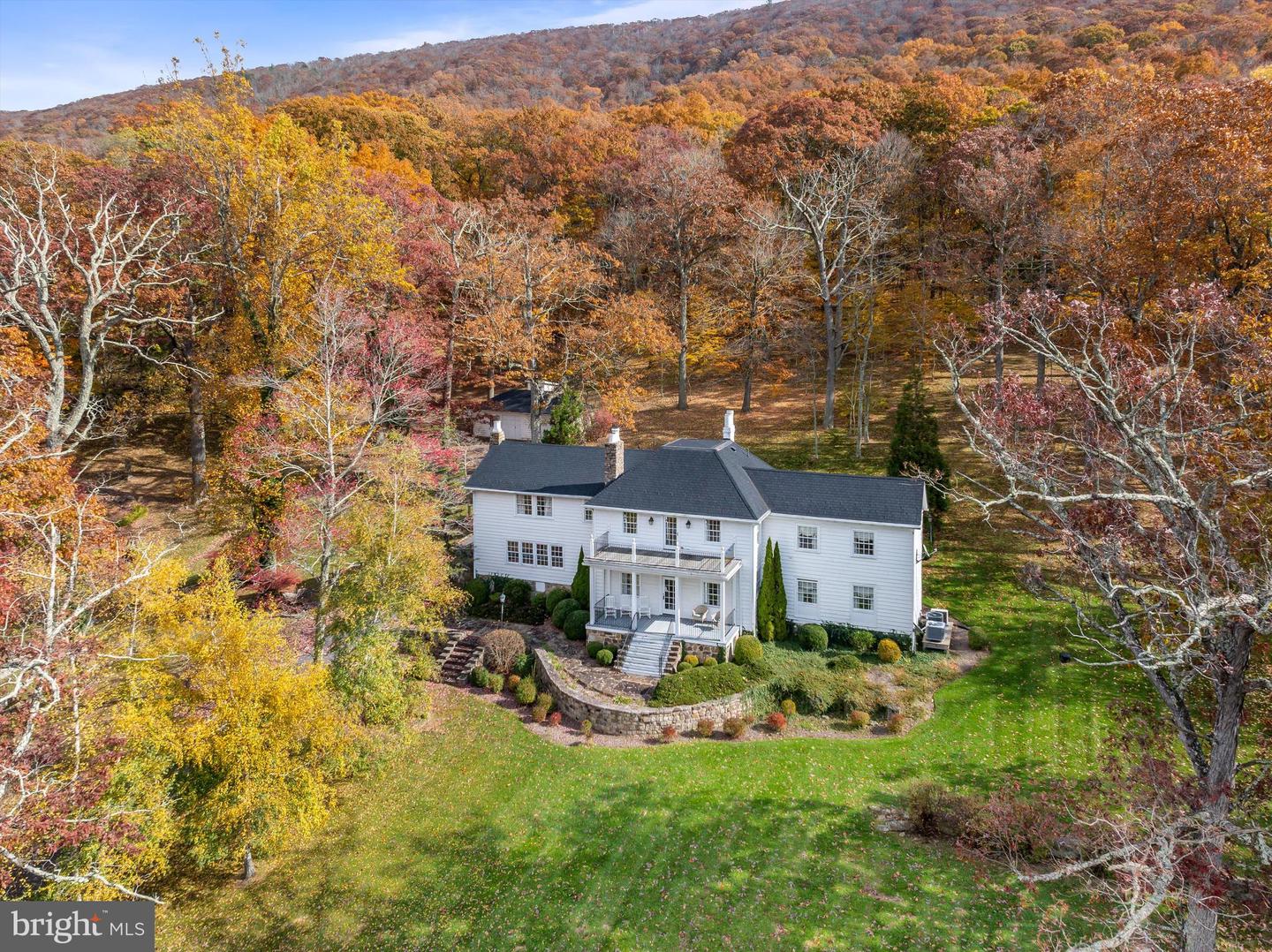 1068 SHEEP MEADOW RD, HOT SPRINGS, Virginia 24445, 5 Bedrooms Bedrooms, ,5 BathroomsBathrooms,Residential,For sale,1068 SHEEP MEADOW RD,VABT2000030 MLS # VABT2000030