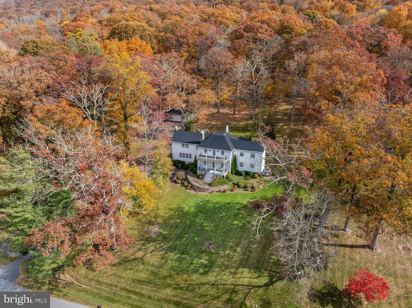 1068 SHEEP MEADOW RD, HOT SPRINGS, Virginia 24445, 5 Bedrooms Bedrooms, ,5 BathroomsBathrooms,Residential,For sale,1068 SHEEP MEADOW RD,VABT2000030 MLS # VABT2000030