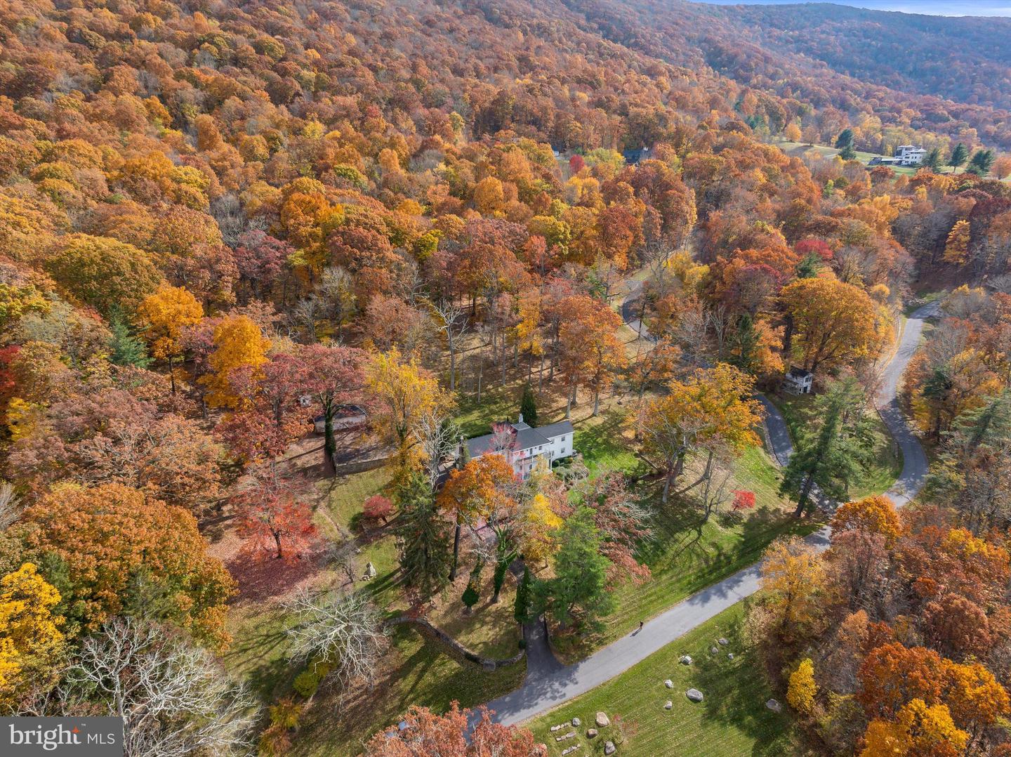 1068 SHEEP MEADOW RD, HOT SPRINGS, Virginia 24445, 5 Bedrooms Bedrooms, ,5 BathroomsBathrooms,Residential,For sale,1068 SHEEP MEADOW RD,VABT2000030 MLS # VABT2000030