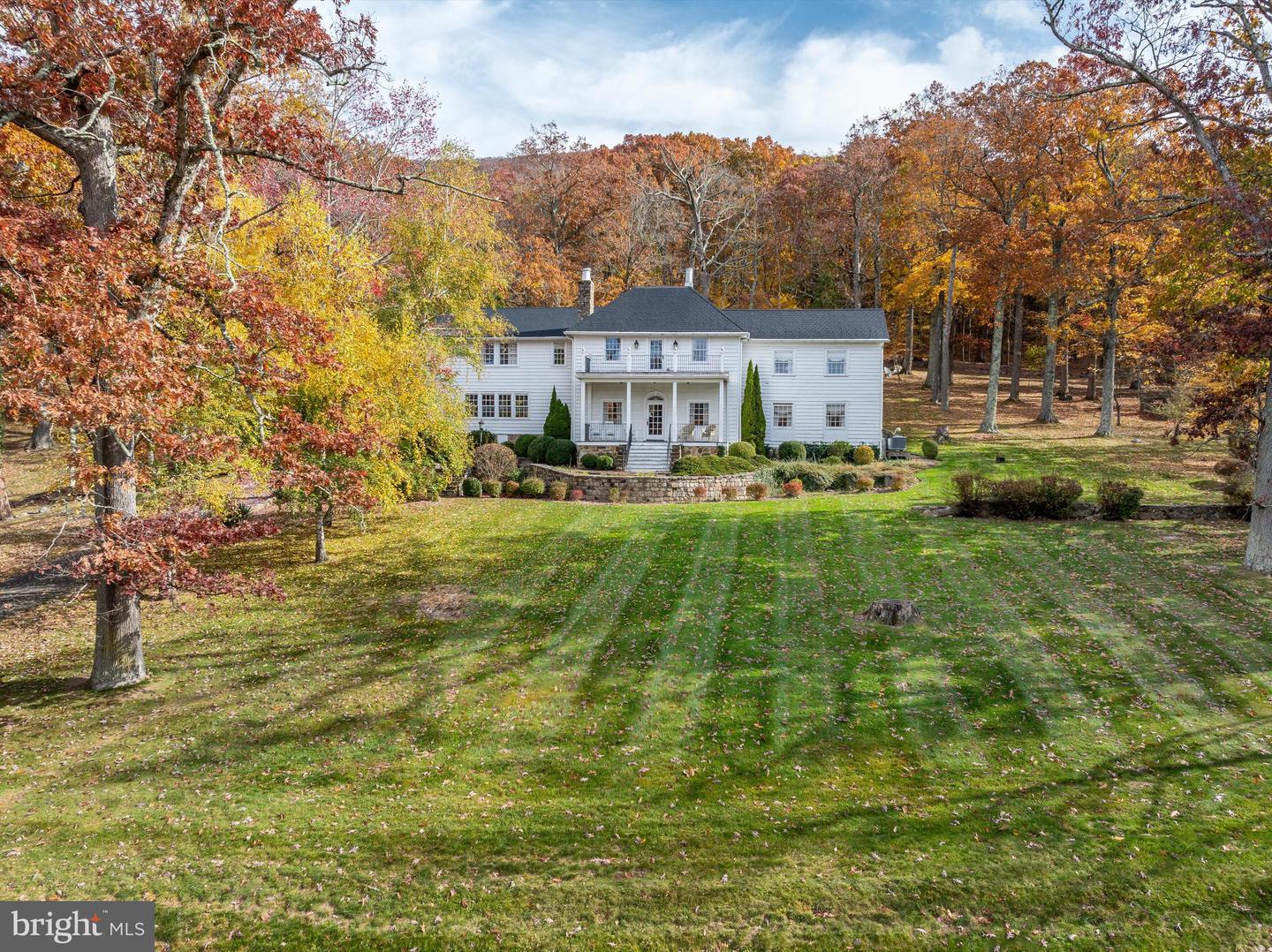 1068 SHEEP MEADOW RD, HOT SPRINGS, Virginia 24445, 5 Bedrooms Bedrooms, ,5 BathroomsBathrooms,Residential,For sale,1068 SHEEP MEADOW RD,VABT2000030 MLS # VABT2000030