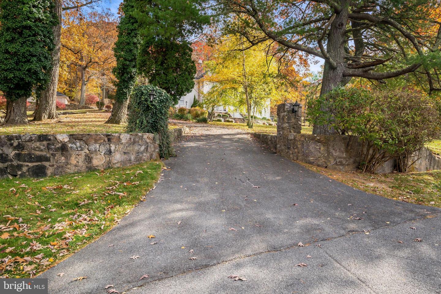 1068 SHEEP MEADOW RD, HOT SPRINGS, Virginia 24445, 5 Bedrooms Bedrooms, ,5 BathroomsBathrooms,Residential,For sale,1068 SHEEP MEADOW RD,VABT2000030 MLS # VABT2000030