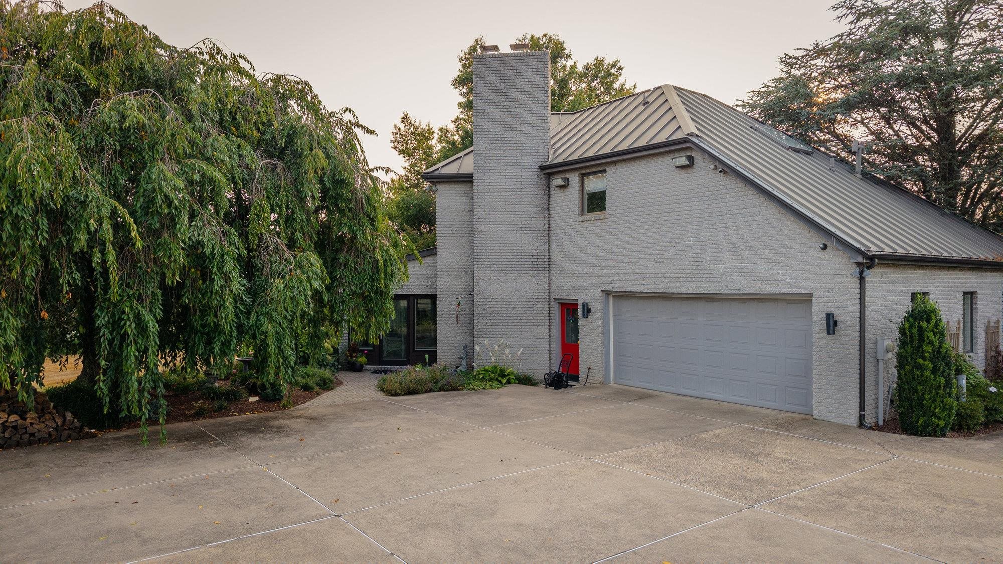 1848 COLLEGE AVE, HARRISONBURG, Virginia 22802, 3 Bedrooms Bedrooms, ,3 BathroomsBathrooms,Residential,1848 COLLEGE AVE,668867 MLS # 668867