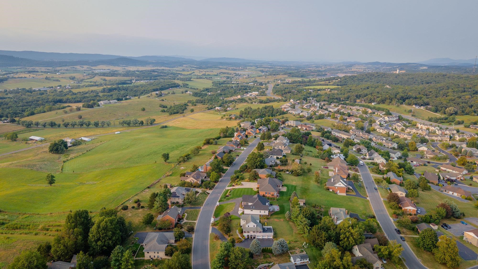 1848 COLLEGE AVE, HARRISONBURG, Virginia 22802, 3 Bedrooms Bedrooms, ,3 BathroomsBathrooms,Residential,1848 COLLEGE AVE,668867 MLS # 668867