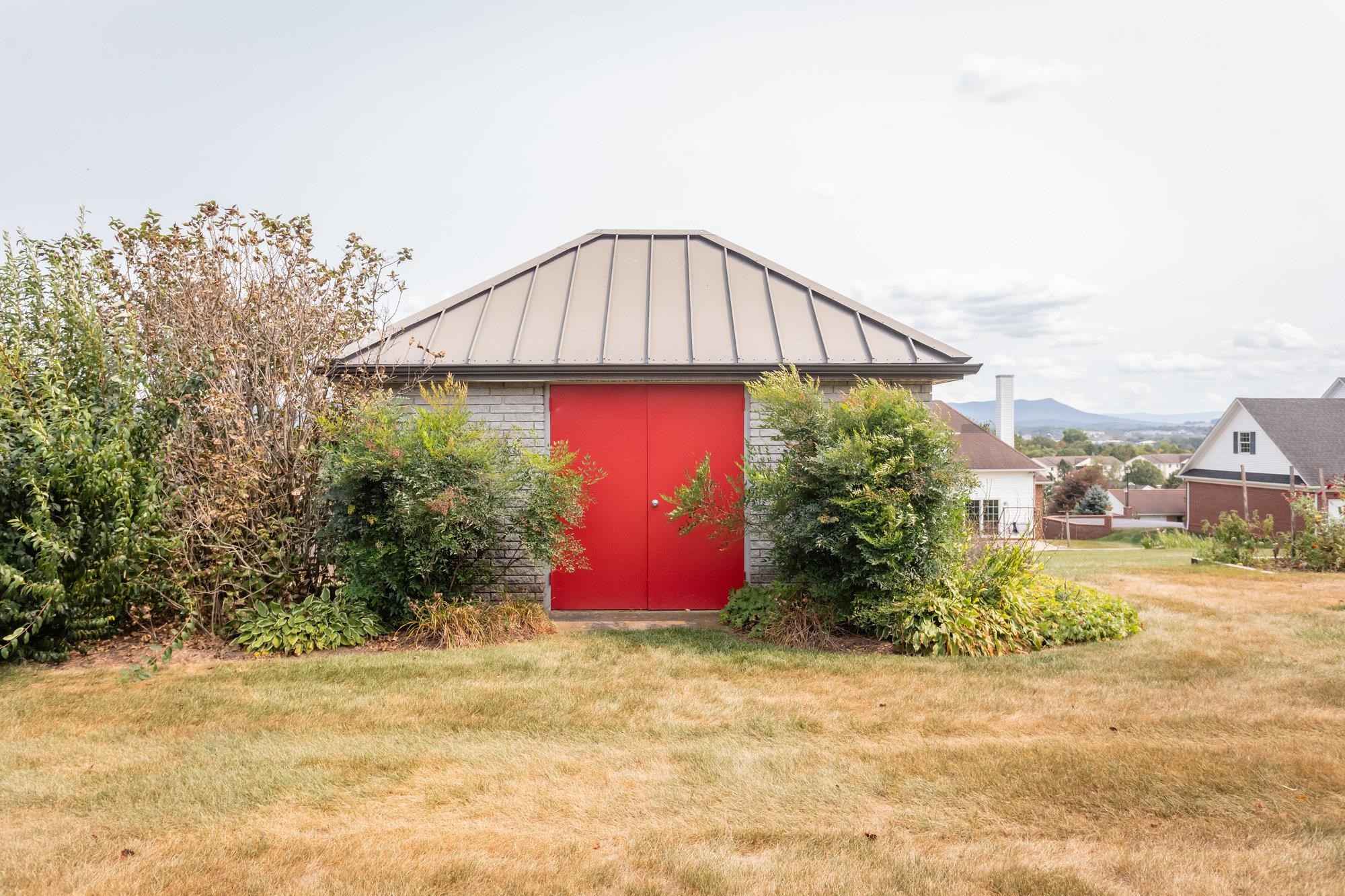 1848 COLLEGE AVE, HARRISONBURG, Virginia 22802, 3 Bedrooms Bedrooms, ,3 BathroomsBathrooms,Residential,1848 COLLEGE AVE,668867 MLS # 668867