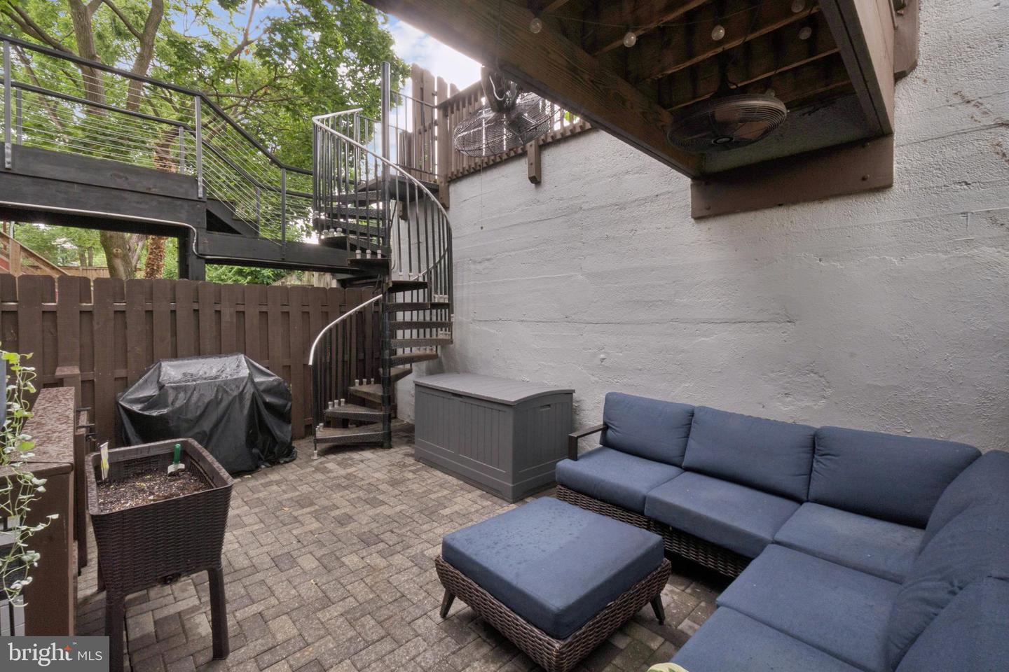 1682 IRVING ST NW #2, WASHINGTON, District Of Columbia 20010, 2 Bedrooms Bedrooms, ,2 BathroomsBathrooms,Residential,For sale,1682 IRVING ST NW #2,DCDC2210892 MLS # DCDC2210892