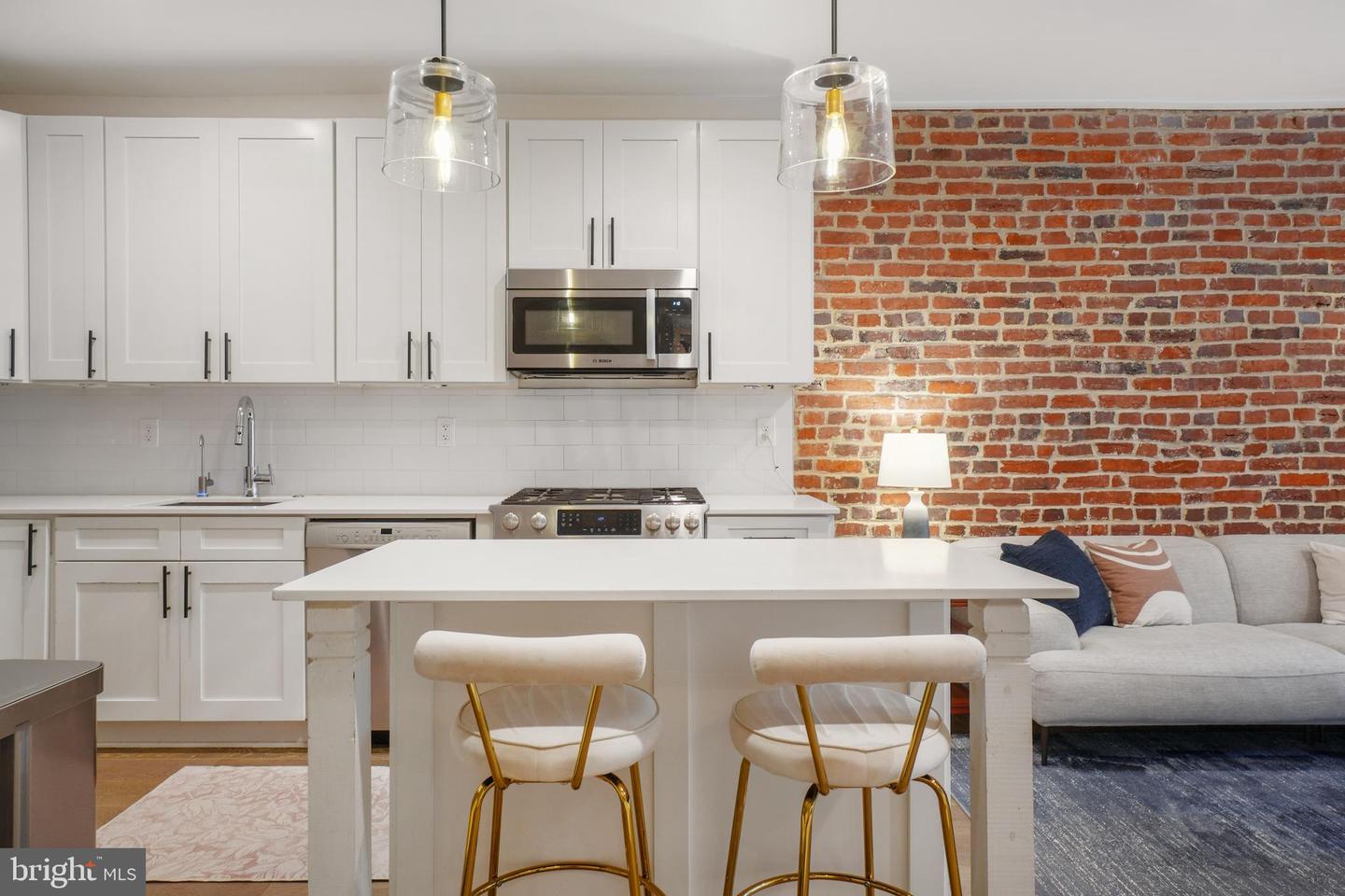 1682 IRVING ST NW #2, WASHINGTON, District Of Columbia 20010, 2 Bedrooms Bedrooms, ,2 BathroomsBathrooms,Residential,For sale,1682 IRVING ST NW #2,DCDC2210892 MLS # DCDC2210892