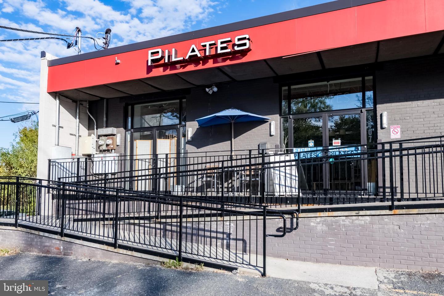 1617 OTIS ST NE, WASHINGTON, District Of Columbia 20018, 4 Bedrooms Bedrooms, ,3 BathroomsBathrooms,Residential,For sale,1617 OTIS ST NE,DCDC2211908 MLS # DCDC2211908 1617 OTIS ST NE, WASHINGTON, District Of Columbia 20018, 4 Bedrooms Bedrooms, ,3 BathroomsBathrooms,Residential,For sale,1617 OTIS ST NE,DCDC2211908 MLS # DCDC2211908