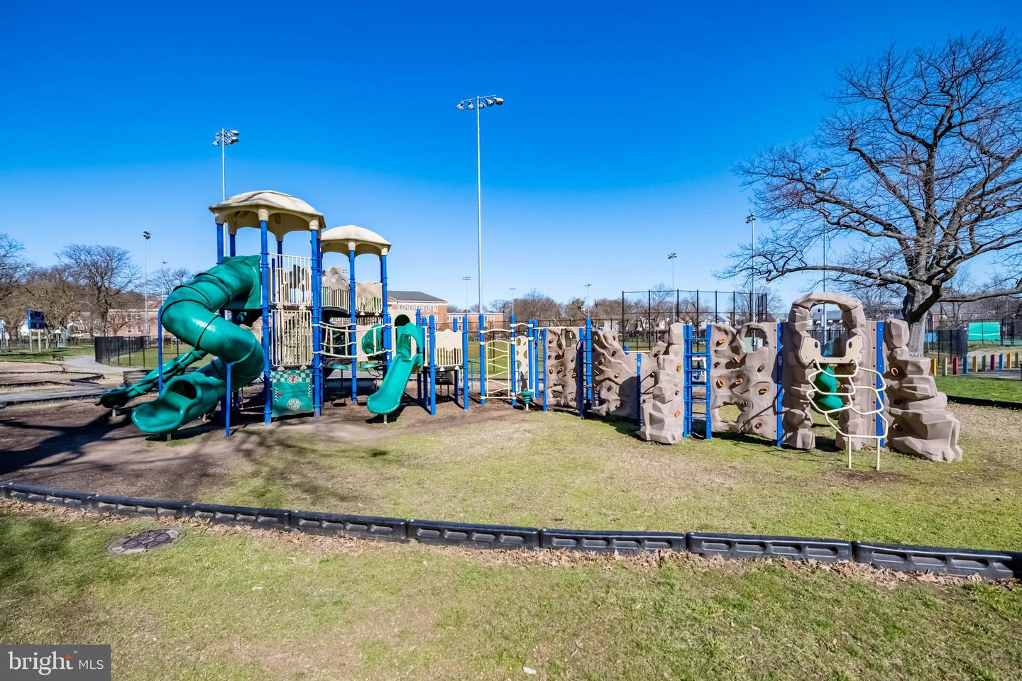 1617 OTIS ST NE, WASHINGTON, District Of Columbia 20018, 4 Bedrooms Bedrooms, ,3 BathroomsBathrooms,Residential,For sale,1617 OTIS ST NE,DCDC2211908 MLS # DCDC2211908 1617 OTIS ST NE, WASHINGTON, District Of Columbia 20018, 4 Bedrooms Bedrooms, ,3 BathroomsBathrooms,Residential,For sale,1617 OTIS ST NE,DCDC2211908 MLS # DCDC2211908