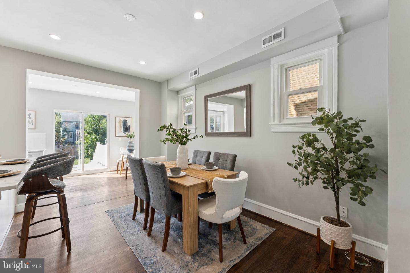 1617 OTIS ST NE, WASHINGTON, District Of Columbia 20018, 4 Bedrooms Bedrooms, ,3 BathroomsBathrooms,Residential,For sale,1617 OTIS ST NE,DCDC2211908 MLS # DCDC2211908 1617 OTIS ST NE, WASHINGTON, District Of Columbia 20018, 4 Bedrooms Bedrooms, ,3 BathroomsBathrooms,Residential,For sale,1617 OTIS ST NE,DCDC2211908 MLS # DCDC2211908