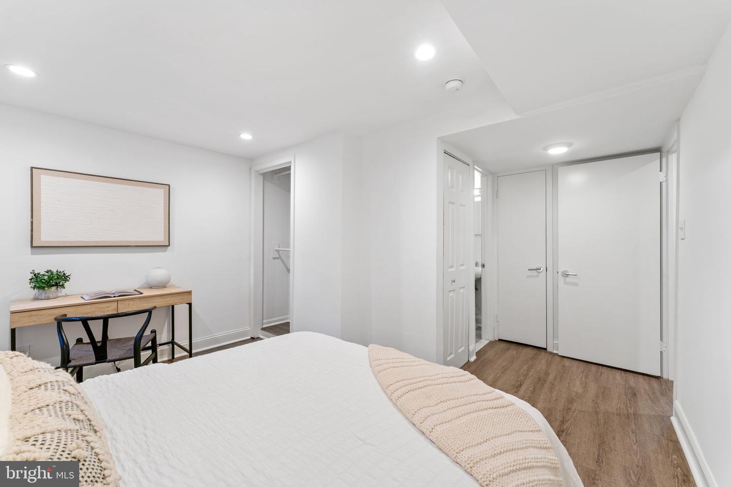 1861 CALIFORNIA ST NW #1, WASHINGTON, District Of Columbia 20009, 2 Bedrooms Bedrooms, ,2 BathroomsBathrooms,Residential,For sale,1861 CALIFORNIA ST NW #1,DCDC2216028 MLS # DCDC2216028