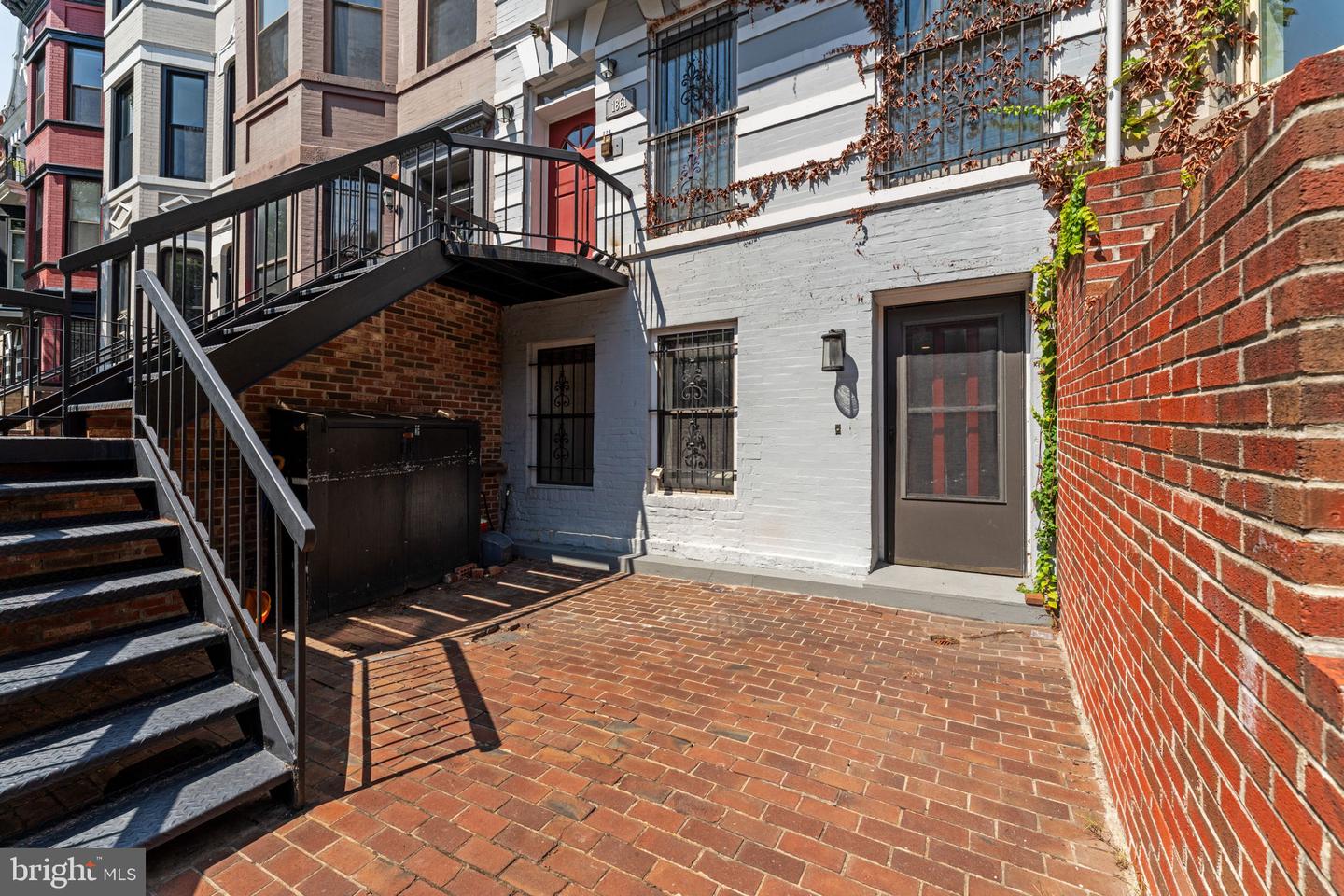 1861 CALIFORNIA ST NW #1, WASHINGTON, District Of Columbia 20009, 2 Bedrooms Bedrooms, ,2 BathroomsBathrooms,Residential,For sale,1861 CALIFORNIA ST NW #1,DCDC2216028 MLS # DCDC2216028
