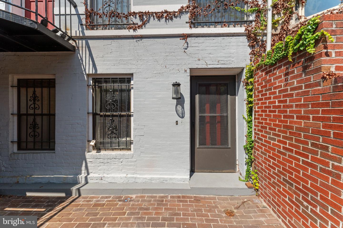 1861 CALIFORNIA ST NW #1, WASHINGTON, District Of Columbia 20009, 2 Bedrooms Bedrooms, ,2 BathroomsBathrooms,Residential,For sale,1861 CALIFORNIA ST NW #1,DCDC2216028 MLS # DCDC2216028
