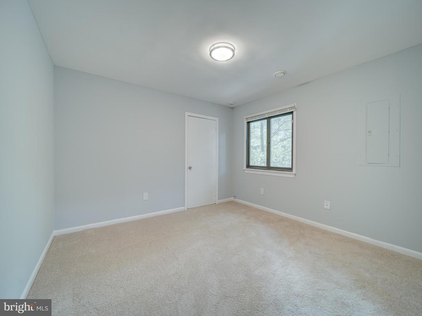 11301 GATESBOROUGH LN, RESTON, Virginia 20191, 4 Bedrooms Bedrooms, ,2 BathroomsBathrooms,Residential,For sale,11301 GATESBOROUGH LN,VAFX2263034 MLS # VAFX2263034