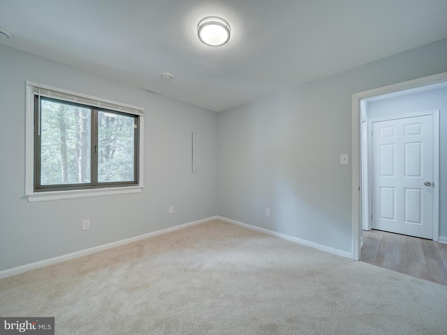 11301 GATESBOROUGH LN, RESTON, Virginia 20191, 4 Bedrooms Bedrooms, ,2 BathroomsBathrooms,Residential,For sale,11301 GATESBOROUGH LN,VAFX2263034 MLS # VAFX2263034