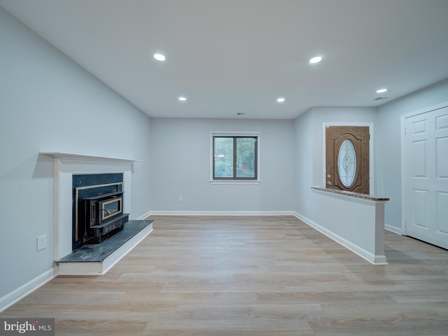 11301 GATESBOROUGH LN, RESTON, Virginia 20191, 4 Bedrooms Bedrooms, ,2 BathroomsBathrooms,Residential,For sale,11301 GATESBOROUGH LN,VAFX2263034 MLS # VAFX2263034