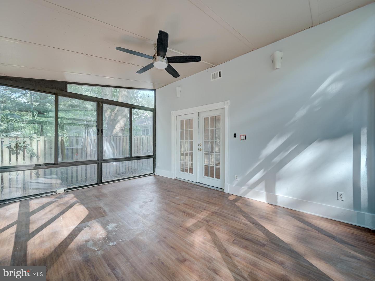 11301 GATESBOROUGH LN, RESTON, Virginia 20191, 4 Bedrooms Bedrooms, ,2 BathroomsBathrooms,Residential,For sale,11301 GATESBOROUGH LN,VAFX2263034 MLS # VAFX2263034