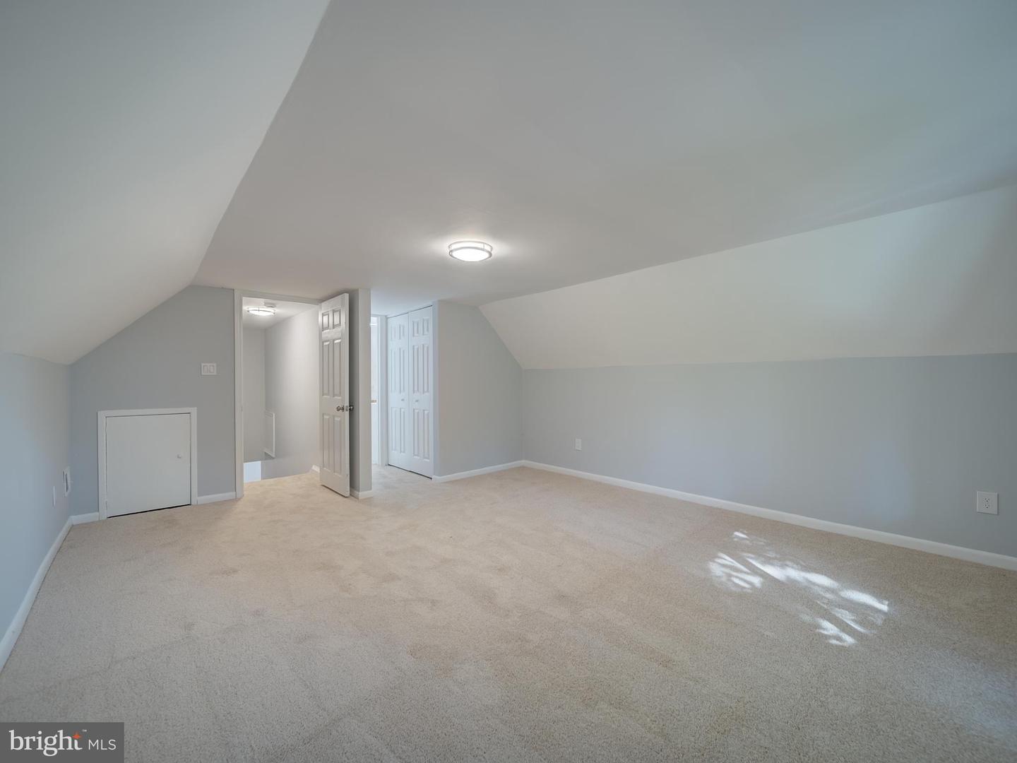 11301 GATESBOROUGH LN, RESTON, Virginia 20191, 4 Bedrooms Bedrooms, ,2 BathroomsBathrooms,Residential,For sale,11301 GATESBOROUGH LN,VAFX2263034 MLS # VAFX2263034