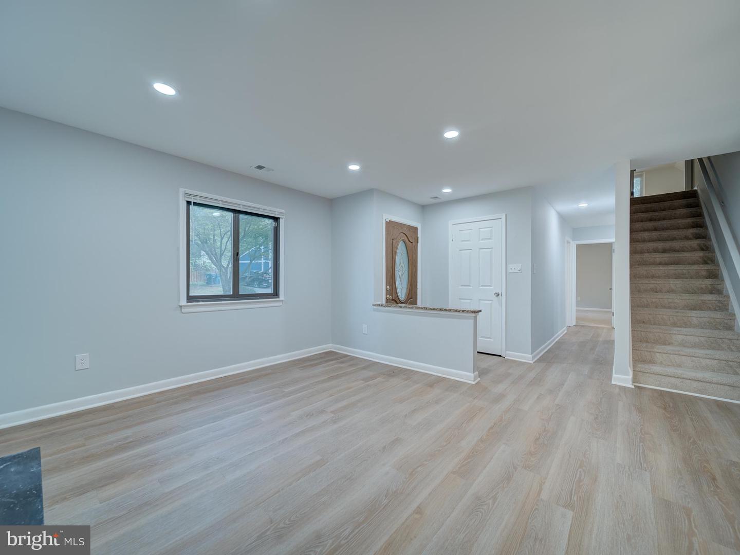 11301 GATESBOROUGH LN, RESTON, Virginia 20191, 4 Bedrooms Bedrooms, ,2 BathroomsBathrooms,Residential,For sale,11301 GATESBOROUGH LN,VAFX2263034 MLS # VAFX2263034