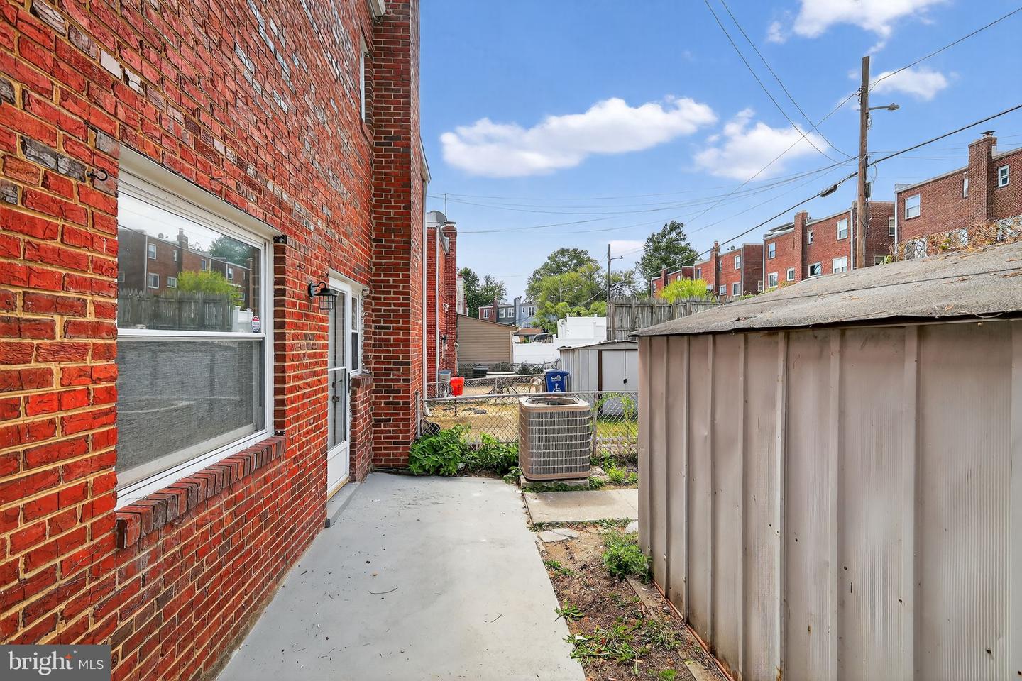 4238 SOUTHERN AVE SE, WASHINGTON, District Of Columbia 20019, 4 Bedrooms Bedrooms, ,2 BathroomsBathrooms,Residential,For sale,4238 SOUTHERN AVE SE,DCDC2217352 MLS # DCDC2217352