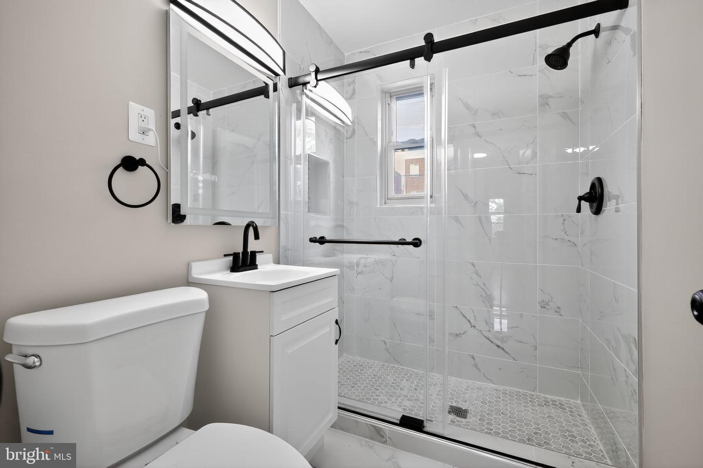 4238 SOUTHERN AVE SE, WASHINGTON, District Of Columbia 20019, 4 Bedrooms Bedrooms, ,2 BathroomsBathrooms,Residential,For sale,4238 SOUTHERN AVE SE,DCDC2217352 MLS # DCDC2217352