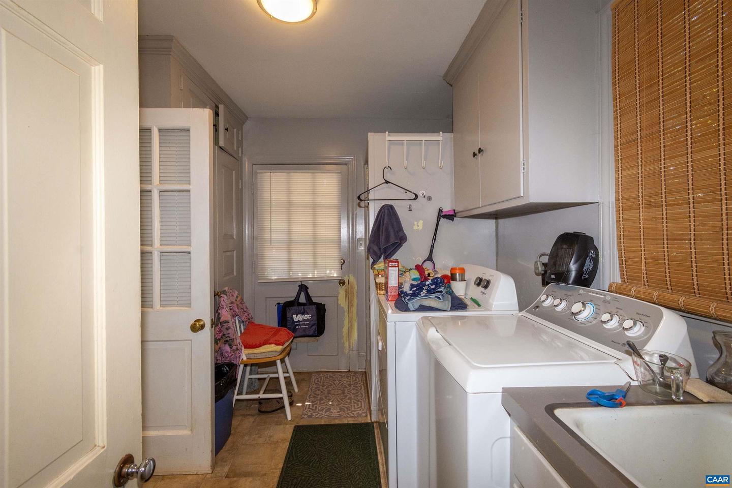 358 MAIN ST E 10 1/2 ST, ORANGE, Virginia 22960, 4 Bedrooms Bedrooms, ,3 BathroomsBathrooms,Residential,For sale,358 MAIN ST E 10 1/2 ST,668385 MLS # 668385