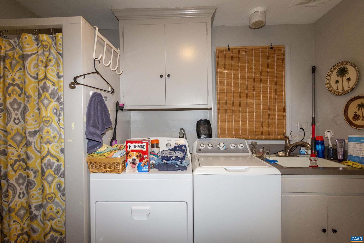 358 MAIN ST E 10 1/2 ST, ORANGE, Virginia 22960, 4 Bedrooms Bedrooms, ,3 BathroomsBathrooms,Residential,For sale,358 MAIN ST E 10 1/2 ST,668385 MLS # 668385