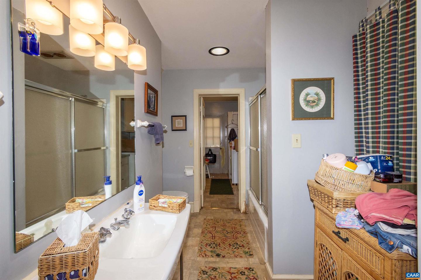 358 MAIN ST E 10 1/2 ST, ORANGE, Virginia 22960, 4 Bedrooms Bedrooms, ,3 BathroomsBathrooms,Residential,For sale,358 MAIN ST E 10 1/2 ST,668385 MLS # 668385