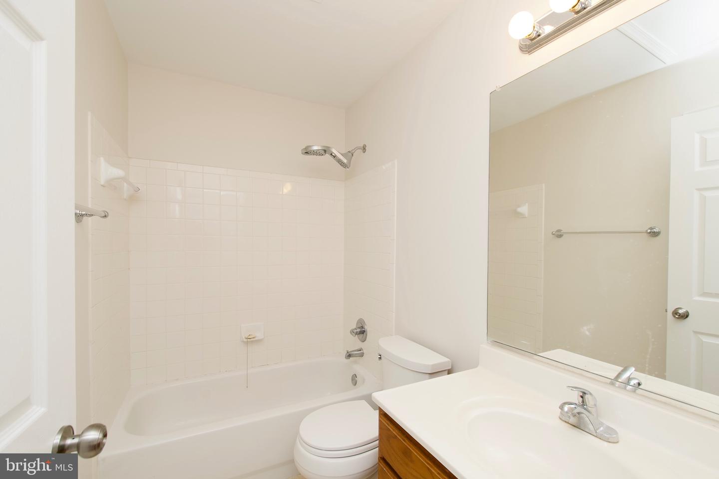 8393 JOVIN CIR, SPRINGFIELD, Virginia 22153, 3 Bedrooms Bedrooms, ,3 BathroomsBathrooms,Residential,For sale,8393 JOVIN CIR,VAFX2264336 MLS # VAFX2264336